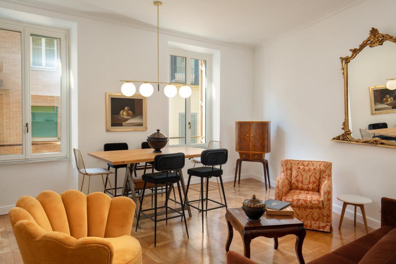 Casavignoni Luxury Apartment Near To Spanish Step Rome Buitenkant foto